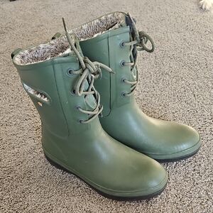 Bogs Olive Green Lace-Up Waterproof Winter Boots